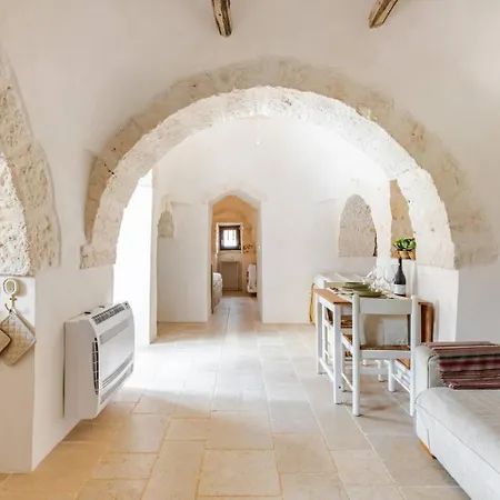 Trulli Sereni With Large Relaxing Garden * Locorotondo
